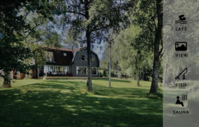 Villa Vegby - Alleinlage mit Steg direkt am See in Vegby